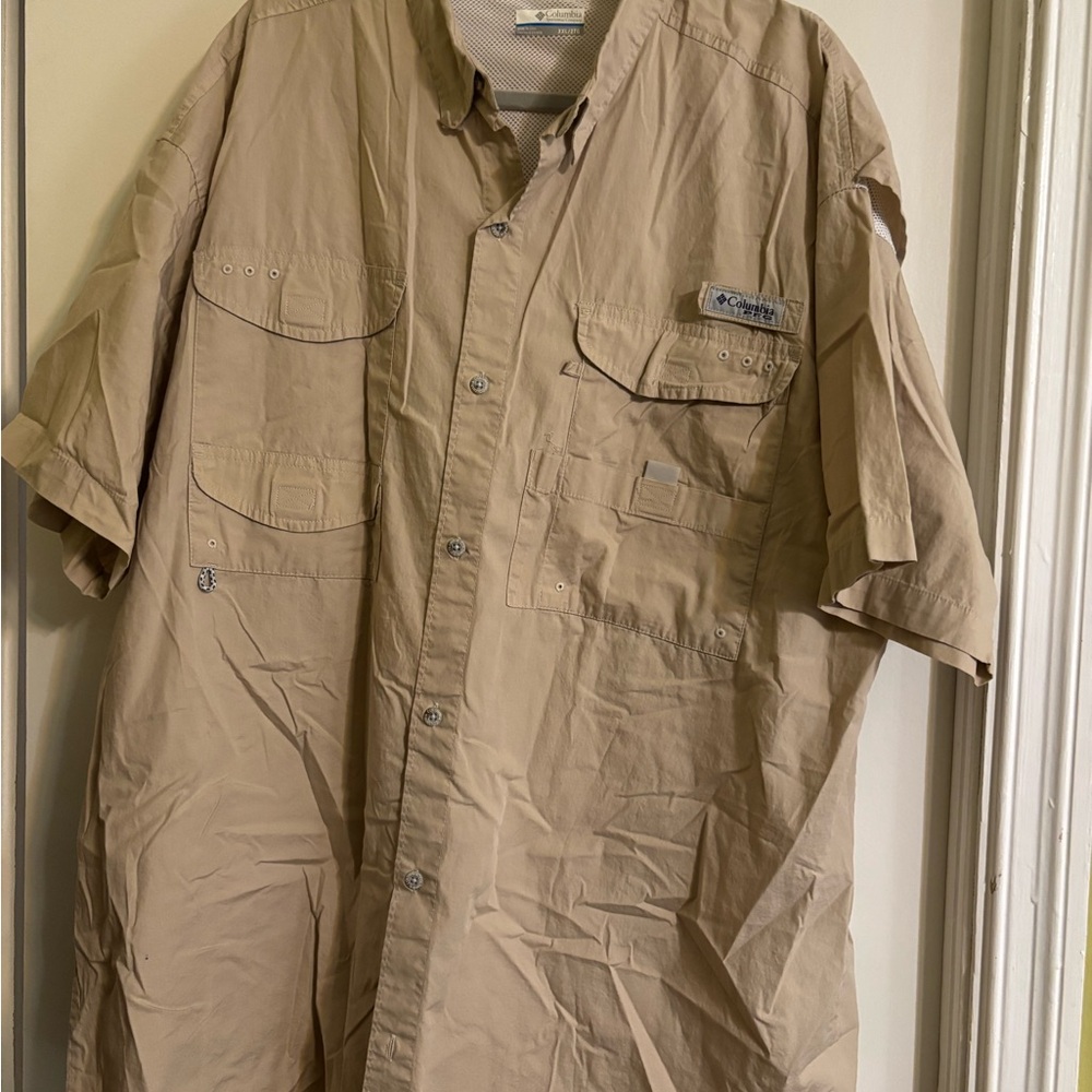 Columbia Tan Mesh Lined Shirt